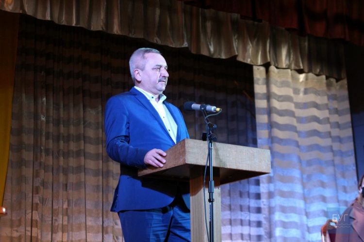 Віктор Хиць Володимир-Волинська райрада зарплата