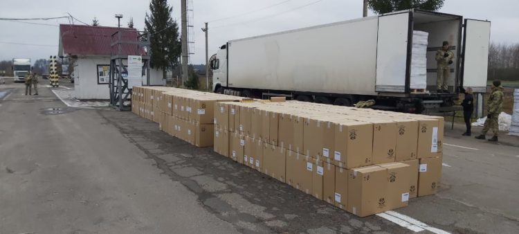 Суд оштрафував волинянина на 85 тисяч гривень за контрабанду 340 тисяч пачок сигарет