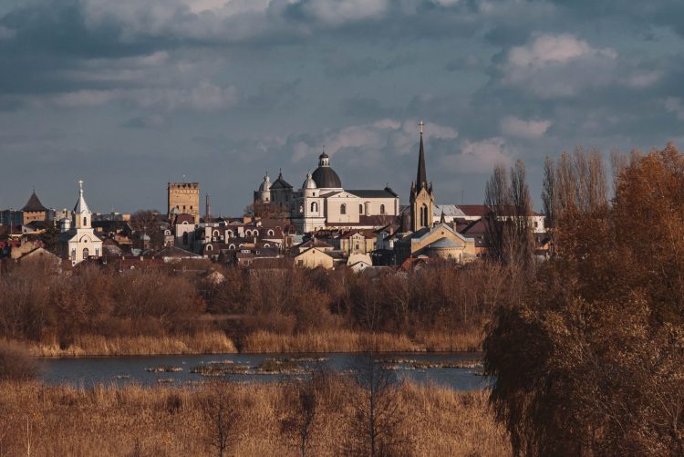 вигляд на старе місто Луцьк