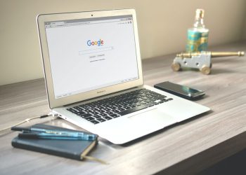 ноутбук google пошук інформації