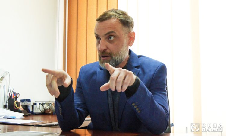 Перший заступник начальника головного управління Держгеокадастру у Волинській області Анатолій Поляков