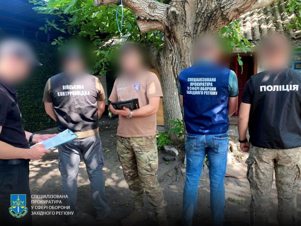 На Волині викрили схему розтрати понад мільйона гривень бойових виплат: підозрюють чотирьох військових посадовців і солдата