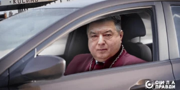 Втекти за кордон ексголові Конституційного Суду Тупицькому допоміг прикордонник з Волині.