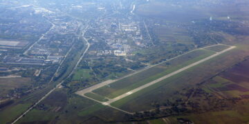 Луцький військовий аеродром. Фото – Вікіпедія
