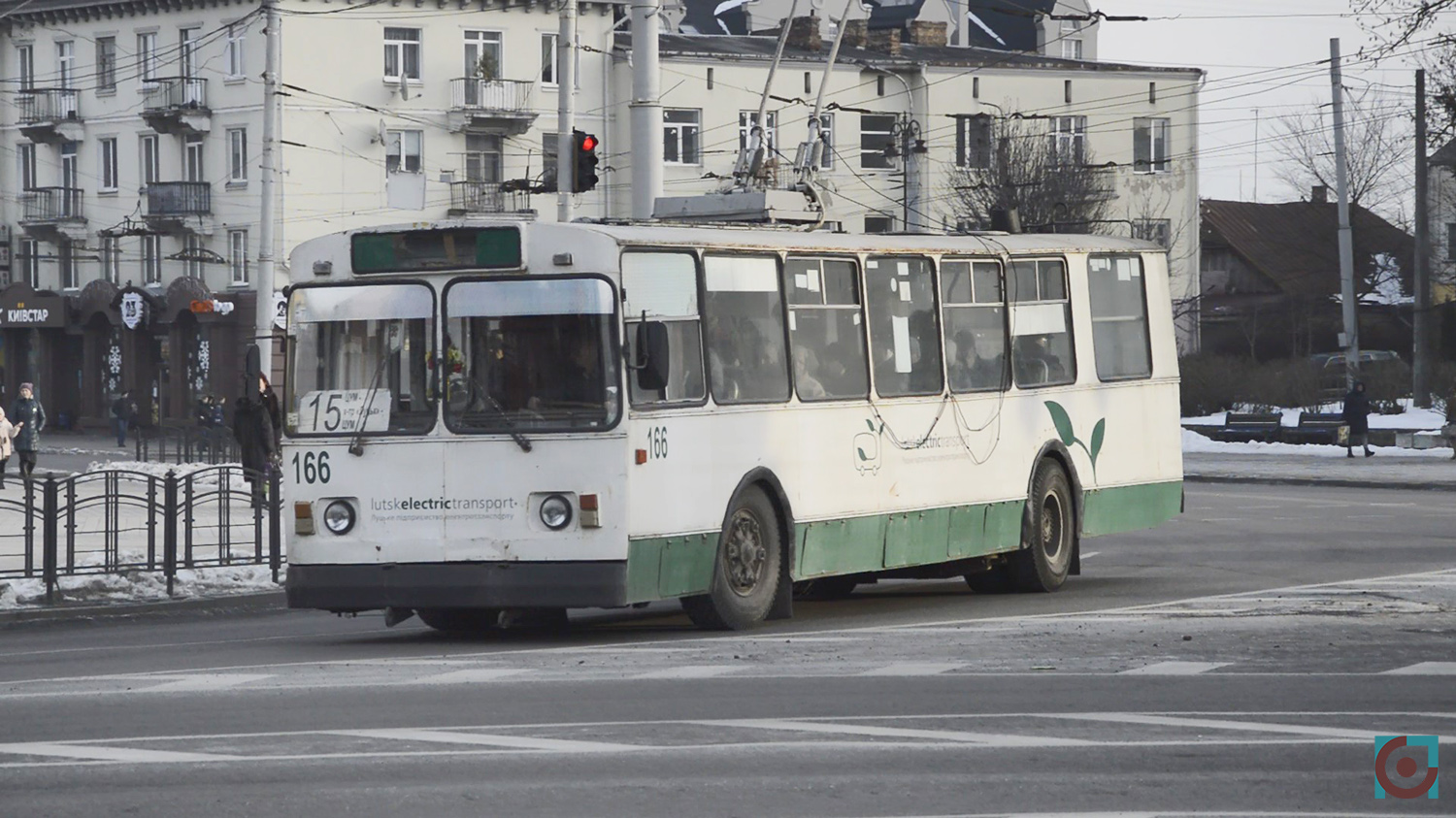 тролейбус 15